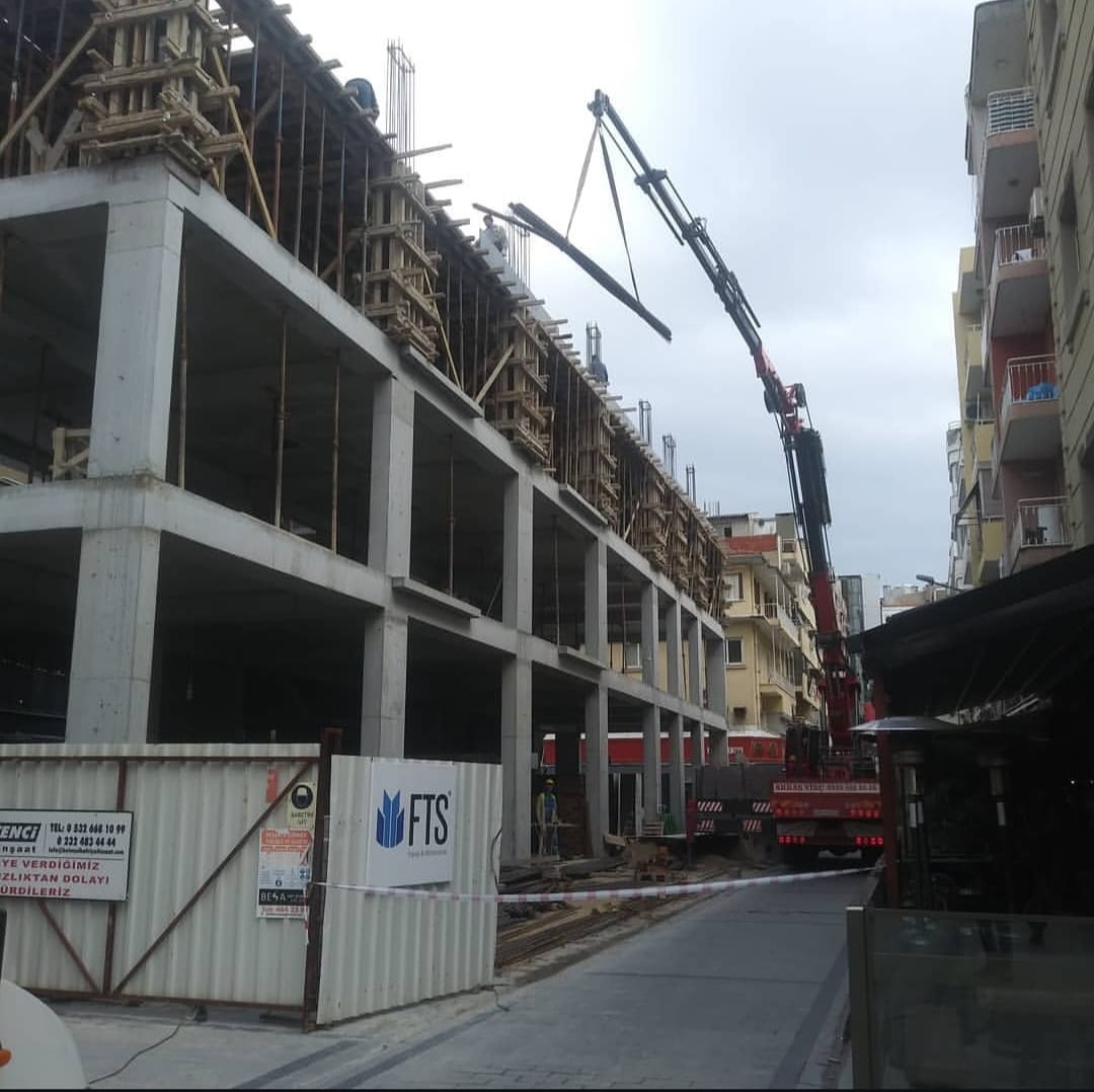 İzmir Konak bölgesinde otel projesi kaba inşaat betonarme uygulaması